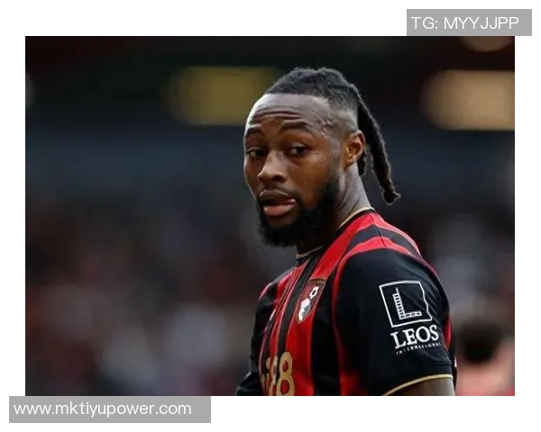 英媒曝切尔西曾报价塞梅尼奥遭拒交易因对方要价过高未能成行 英媒曝切尔西曾报价塞梅尼奥遭拒交易因对方要价过高未能成行