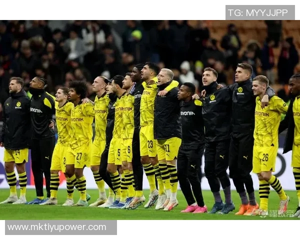 汉堡队关注多特19岁后卫卡巴尔已展开接触洽谈 汉堡队关注多特19岁后卫卡巴尔已展开接触洽谈