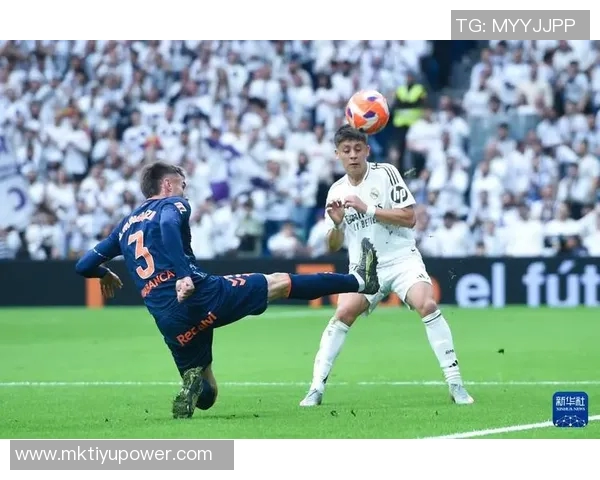 维尼修斯社交媒体分享照片激励球队期待国家德比盛战明日相见共享激情时刻 维尼修斯社交媒体分享照片激励球队期待国家德比盛战明日相见共享激情时刻